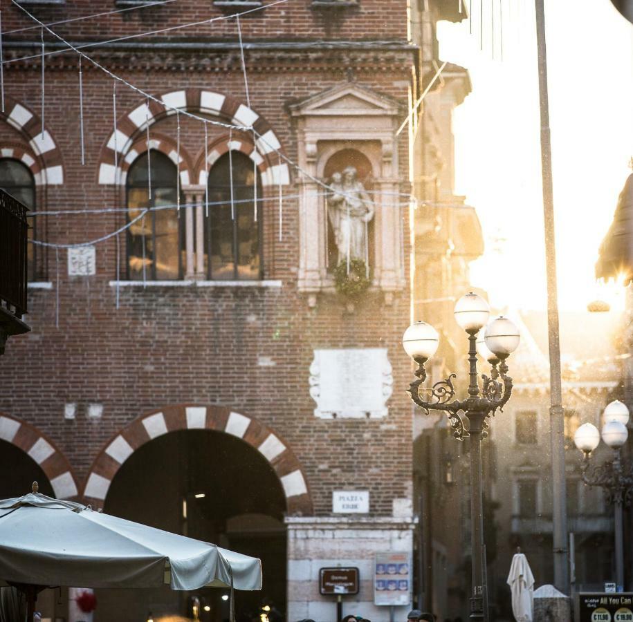 Antiche Colonne Suite Verona Exterior foto